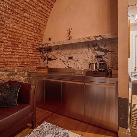 Stone Galata Hotell 5*