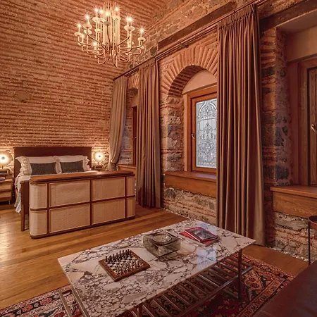 Stone Galata Hotell 5*