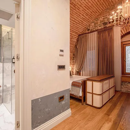 Stone Galata Hotel 5*